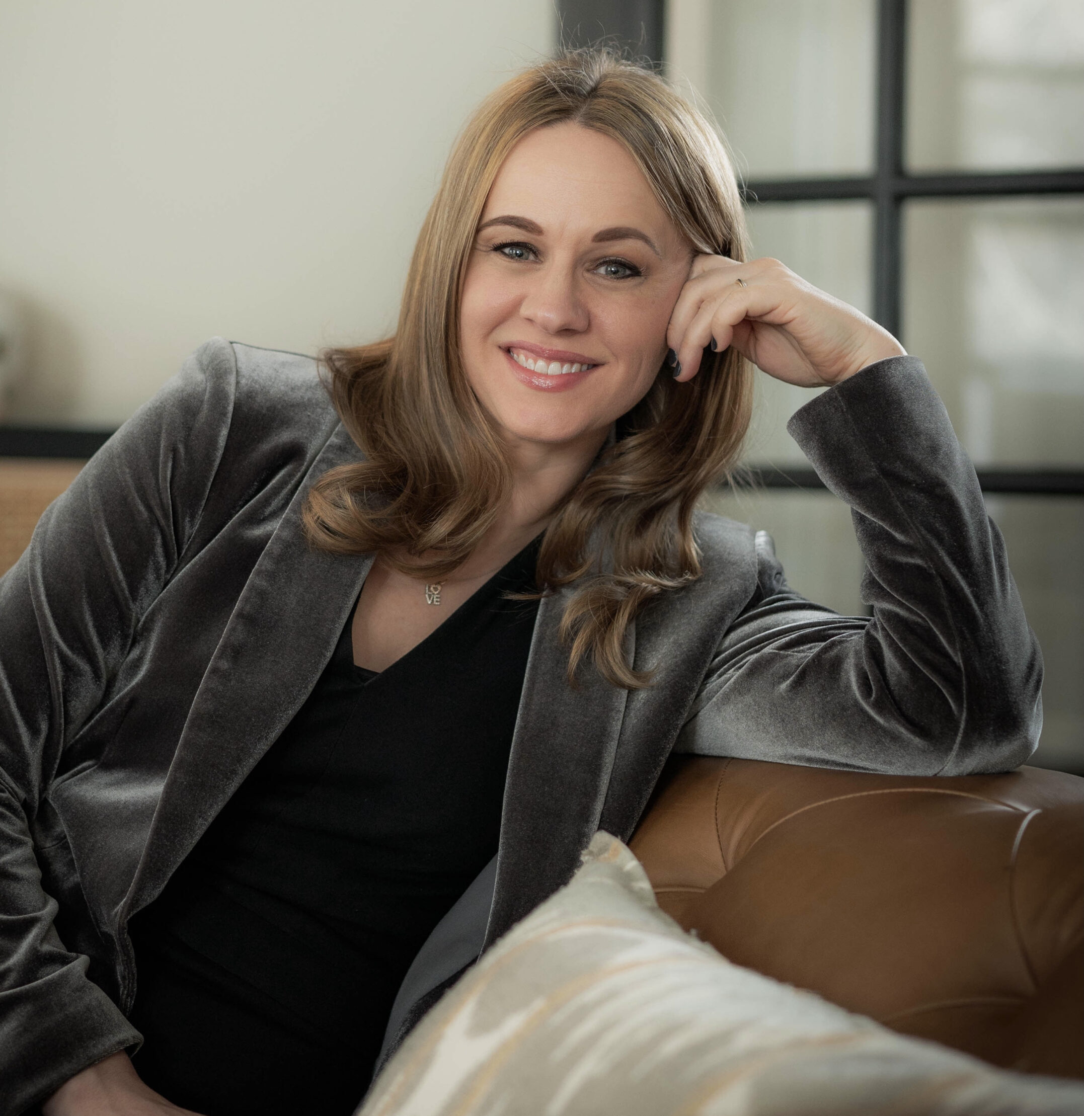 Elizabeth Nunez high res casual headshot